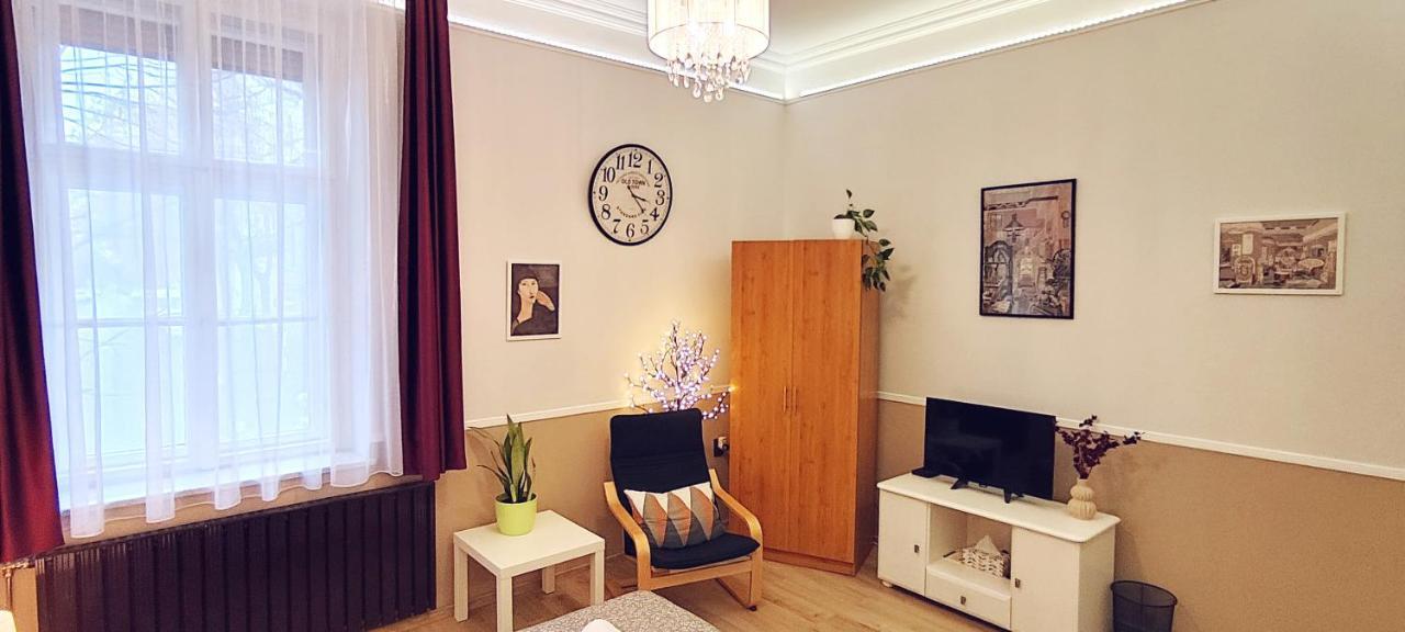 Center Apartman Szegedin Exterior foto