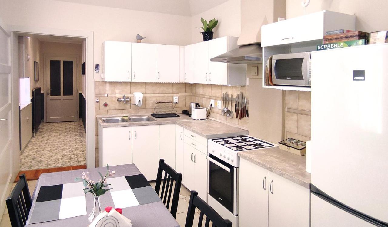 Center Apartman Szegedin Exterior foto