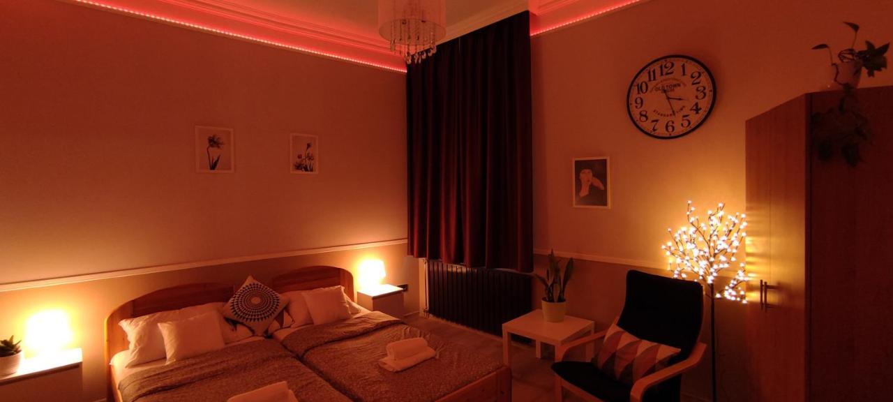 Center Apartman Szegedin Exterior foto